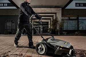 Karcher представил новую подметальную машину KM 70/15 C Classic: лёгкая, быстрая, без проводов